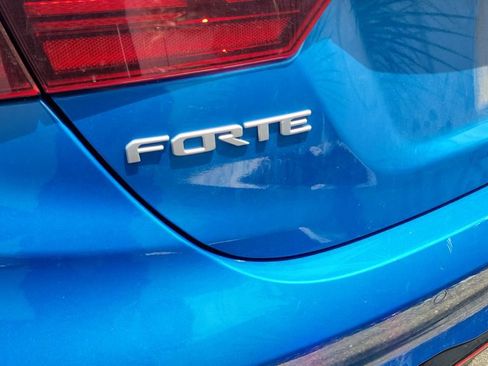 Used 2023 Kia Forte GT w/ GT2 Package FWD image 10