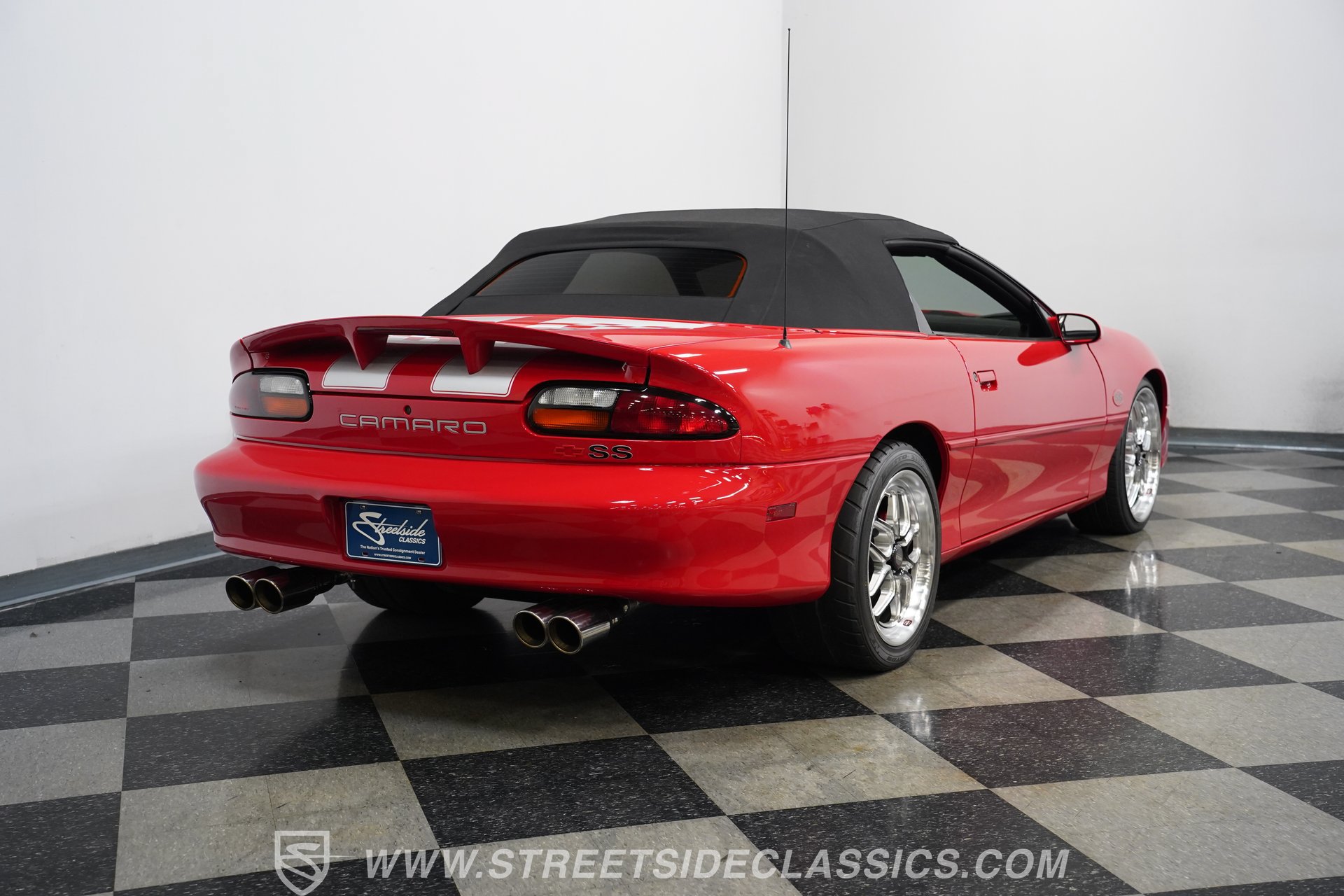 Used 2002 Chevrolet Camaro Z28 w/ SS Performance/Appearance Pkg RWD image 12