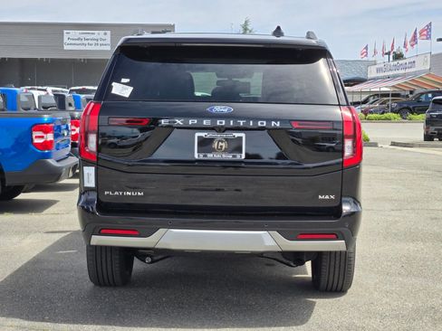 New 2026 Ford Expedition Max Platinum image 5