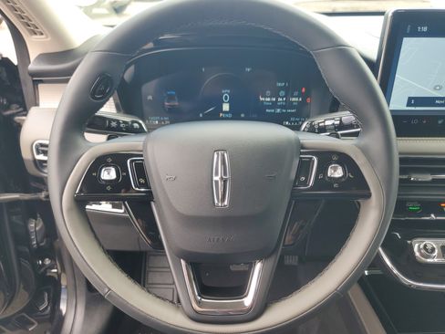 Certified 2024 Lincoln Corsair AWD w/ Equipment Group 101A image 14