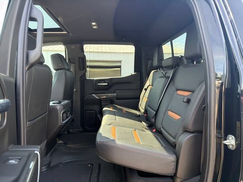 Used 2022 GMC Sierra 1500 AT4 w/ AT4 Premium Package AWD/4WD image 24
