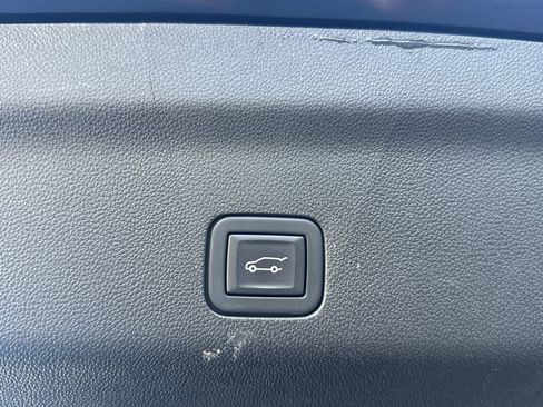 Certified 2024 Cadillac Escalade Sport image 31