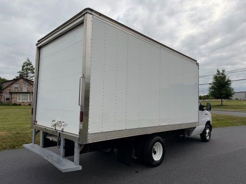 Used 2019 Ford E-350 and Econoline 350 Super Duty w/ Power Windows & Locks Group RWD image 6