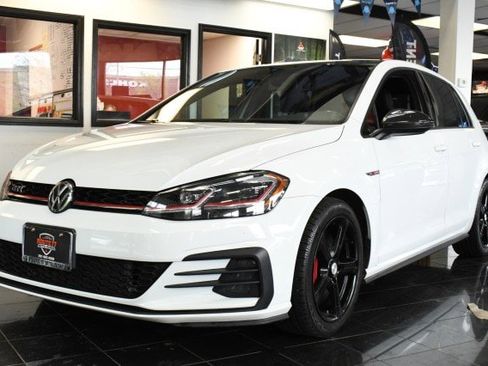 Used 2018 Volkswagen GTI SE w/ SE Leather Package FWD image 1