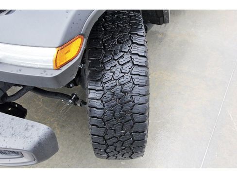 Used 2024 Jeep Gladiator Rubicon w/ Technology Group image 28