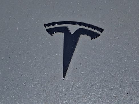 Used 2020 Tesla Model 3 Standard Range Plus image 30