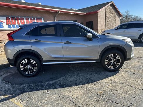 Used 2018 Mitsubishi Eclipse Cross SE image 10