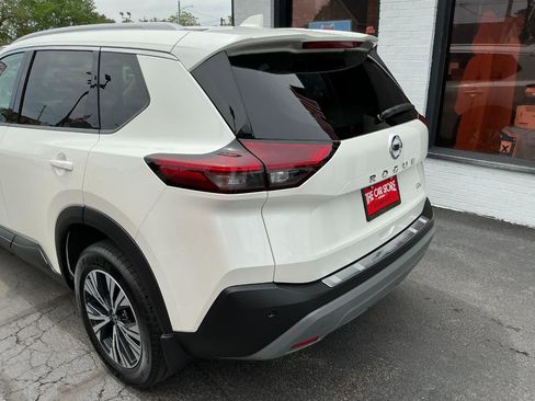 Used 2021 Nissan Rogue SV w/ Premium Package FWD image 30