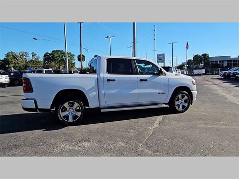 New 2026 RAM 1500 Express image 33