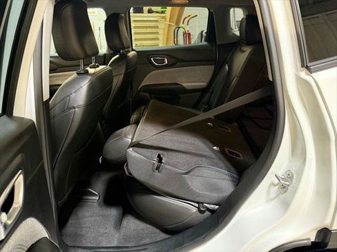 Certified 2022 Jeep Compass Latitude AWD/4WD image 22