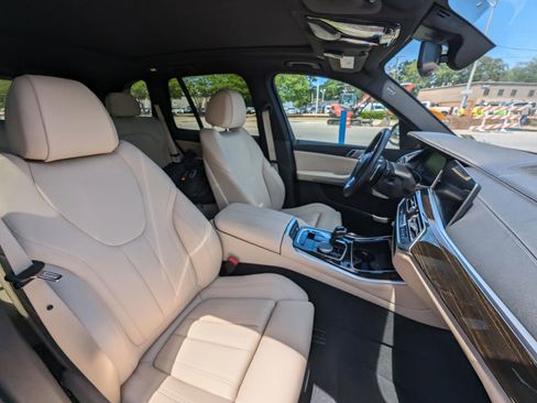 Used 2019 BMW X5 xDrive40i w/ Convenience Package image 9