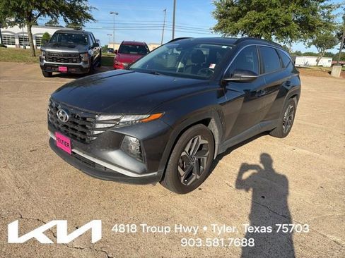 Used 2022 Hyundai Tucson SEL w/ Convenience Package FWD image 3