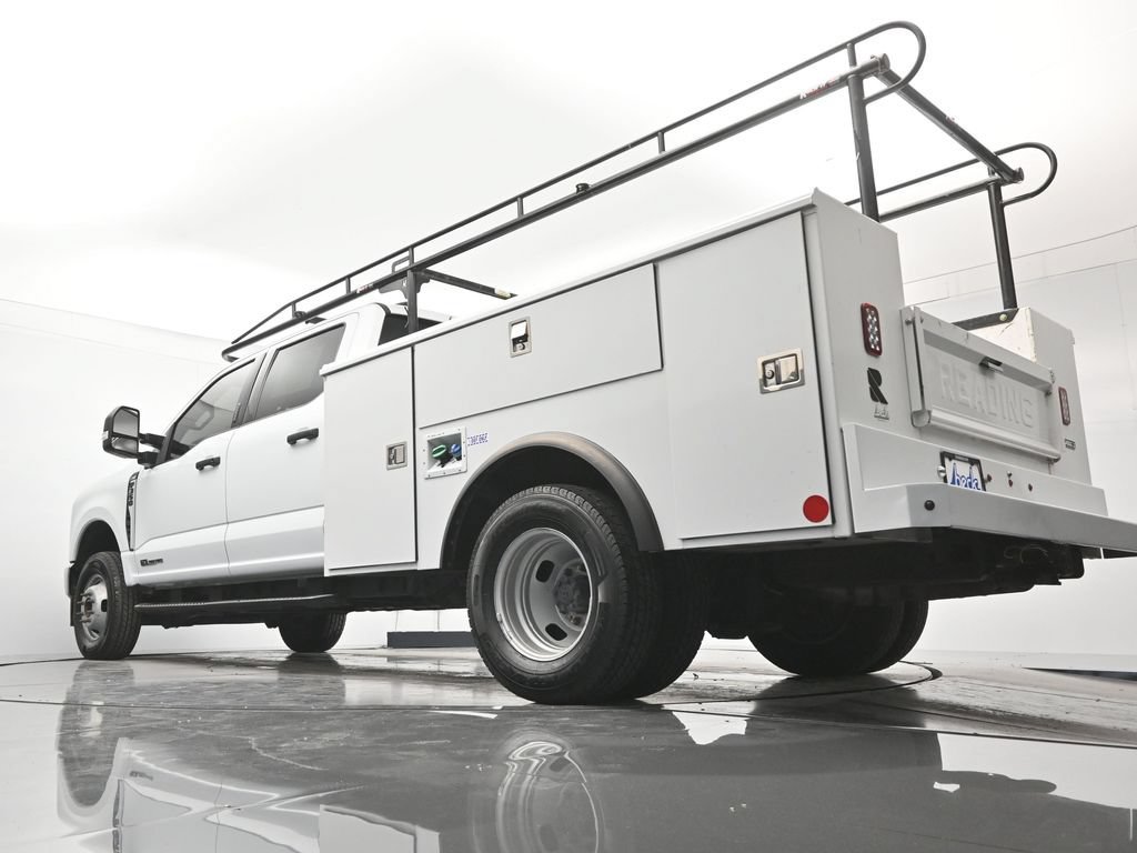 Used 2024 Ford F350 XLT AWD/4WD image 39