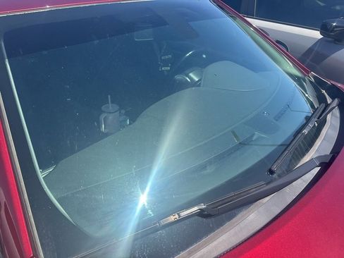 Used 2019 Chrysler 300 Touring w/ Sport Appearance Package image 3