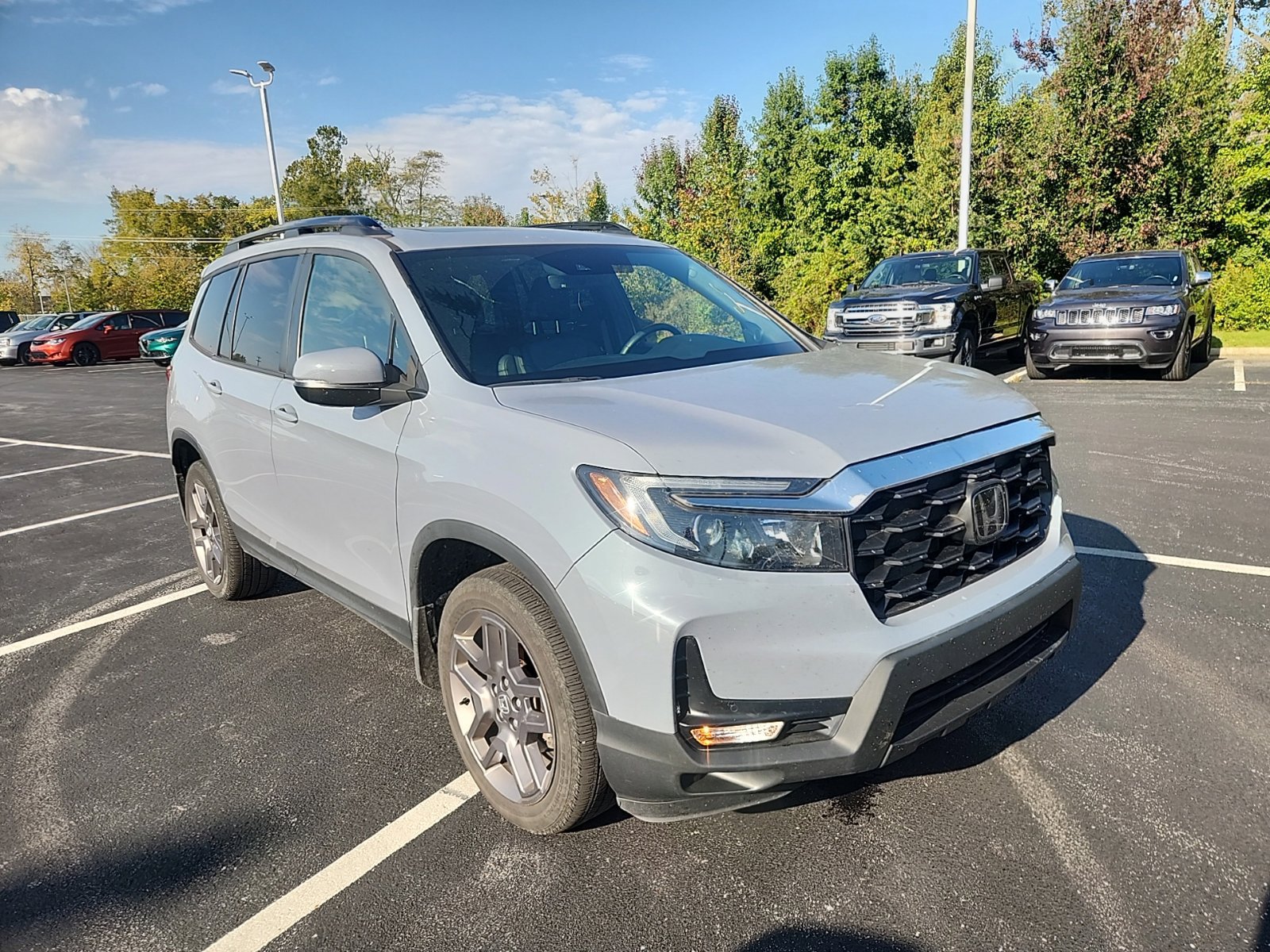 Used 2023 Honda Passport EX-L image 8
