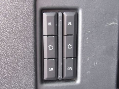 Used 2023 Ford Expedition Platinum AWD/4WD image 23