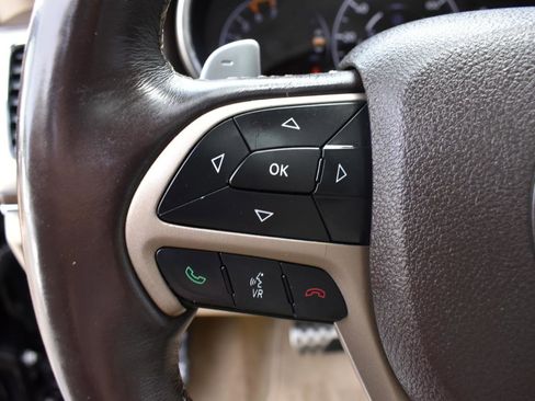 Used 2014 Jeep Grand Cherokee Overland w/ Advanced Technology Group image 15