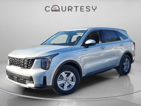 New 2026 Kia Sorento LX image 1