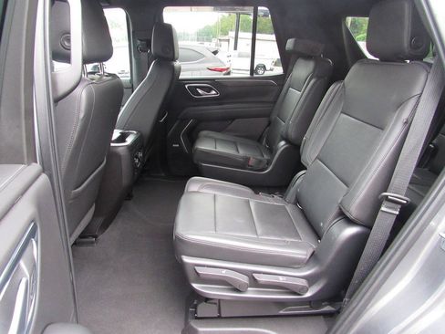 Used 2021 Chevrolet Tahoe Z71 AWD/4WD image 17