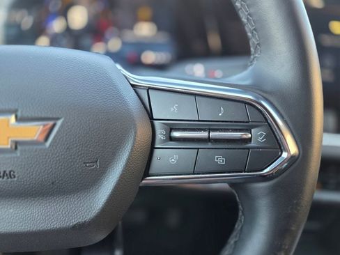 Used 2026 Chevrolet Equinox LT w/ Convenience Package II FWD image 19