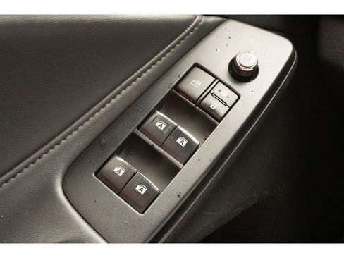 Used 2021 Toyota Avalon XLE image 29