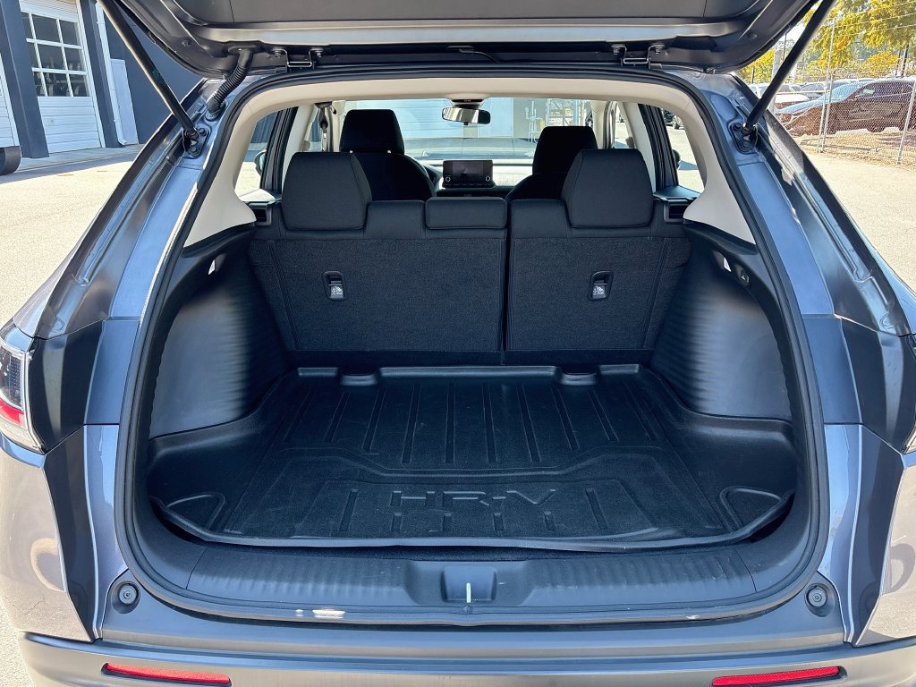 Used 2023 Honda HR-V LX image 23