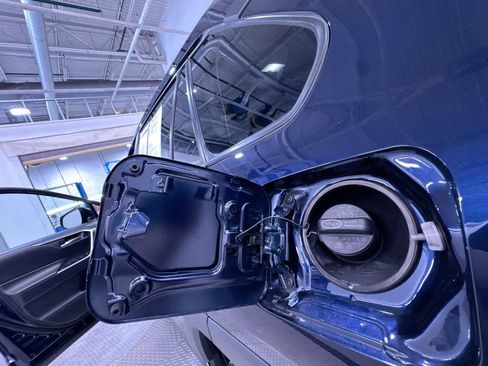 Used 2025 Toyota RAV4 XLE w/ Convenience Package image 40