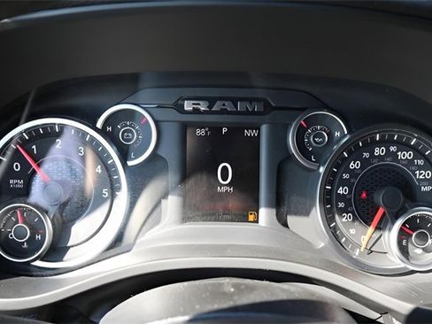 New 2026 RAM 1500 4x4 Crew Cab image 23