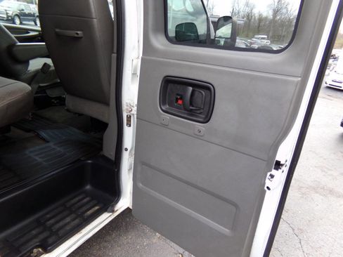Used 2013 Chevrolet Express 3500 LT w/ LT Preferred Equipment Group RWD image 27