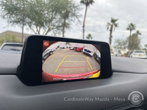 Used 2018 MAZDA CX-5 Touring image 16