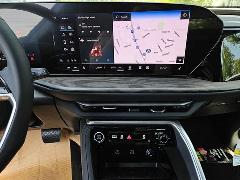 New 2025 Audi Q5 Premium Plus image 15