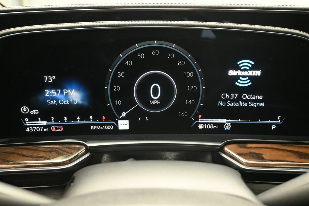 Used 2022 Cadillac Escalade Sport Platinum w/ LPO, ONYX Package AWD/4WD image 17
