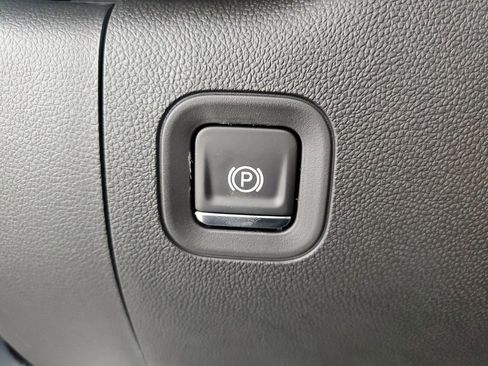 New 2026 Chevrolet Silverado 1500 W/T image 25