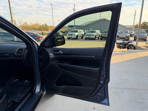 Used 2020 Jeep Grand Cherokee Trailhawk image 49