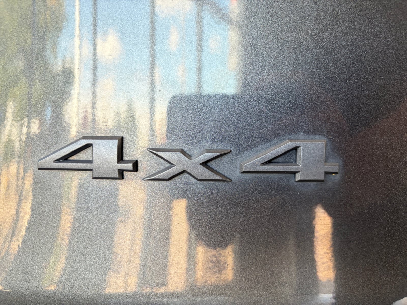 Used 2016 Jeep Cherokee Trailhawk w/ Cold Weather Group AWD/4WD image 16