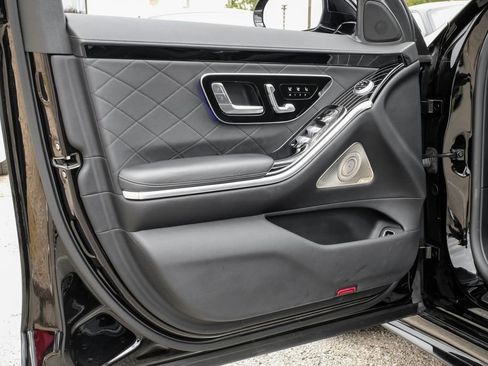 Used 2022 Mercedes-Benz S 580 4MATIC Sedan image 38