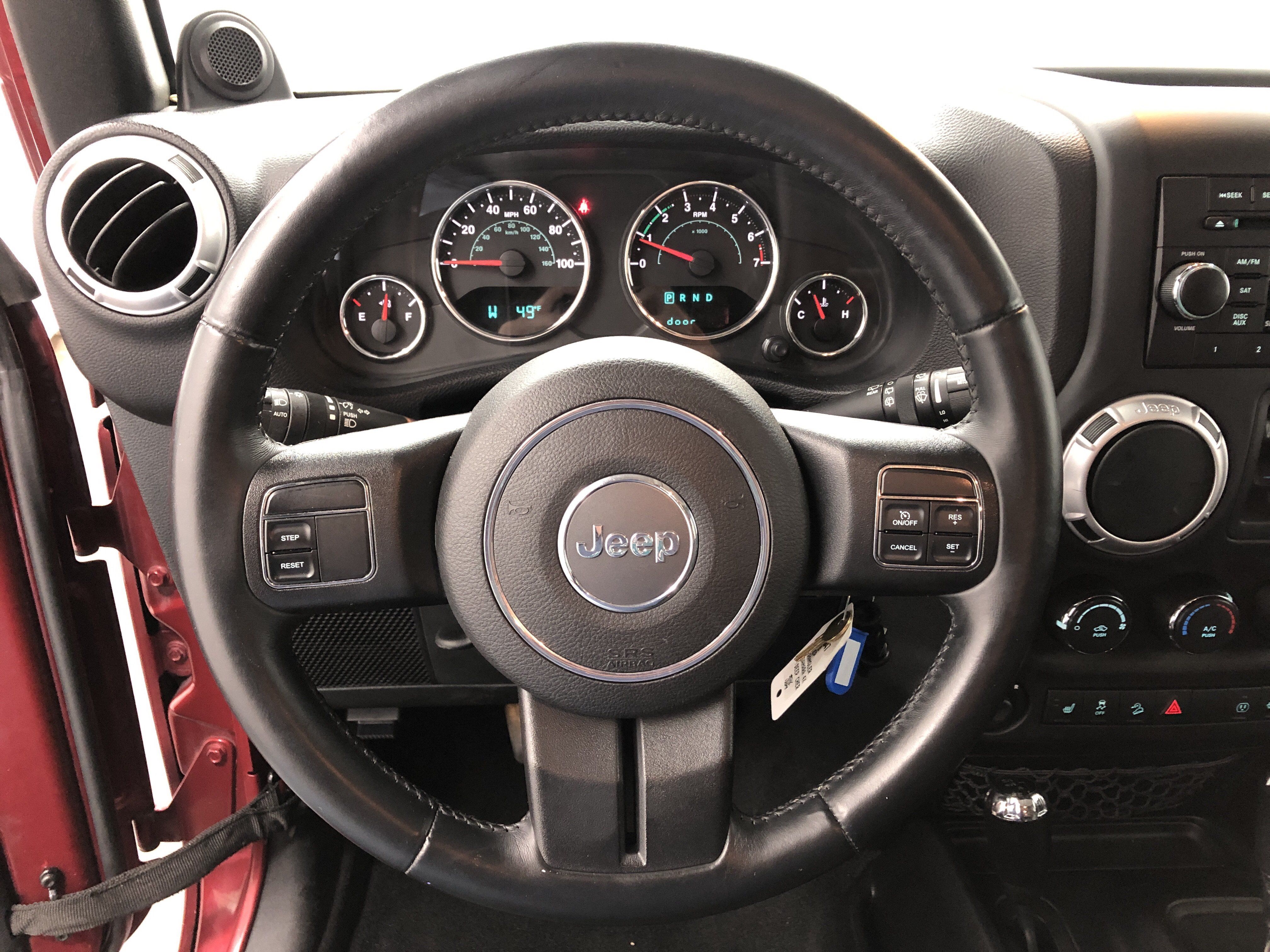 Used 2013 Jeep Wrangler Unlimited Sahara AWD/4WD image 18
