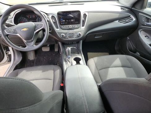 Used 2019 Chevrolet Malibu LT image 18
