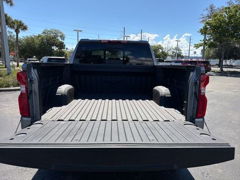 New 2026 Chevrolet Silverado 1500 High Country AWD/4WD image 9