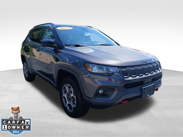 Certified 2022 Jeep Compass Trailhawk w/ Sun and Sound Group AWD/4WD image 9