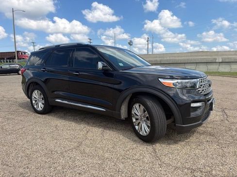 Used 2020 Ford Explorer Limited AWD/4WD image 2