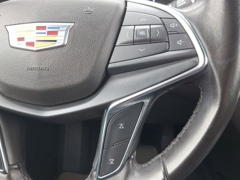 Used 2020 Cadillac XT5 Luxury image 24