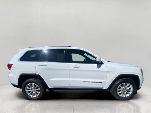 Used 2021 Jeep Grand Cherokee Laredo AWD/4WD image 8