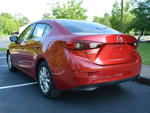 Used 2016 MAZDA MAZDA3 i Sport w/ Preferred Equipment Package FWD image 7