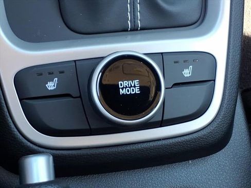 New 2026 Hyundai Venue SEL image 11