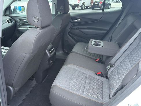 Used 2023 Chevrolet Equinox LT FWD image 11