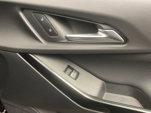 Certified 2026 Chevrolet Equinox RS image 25