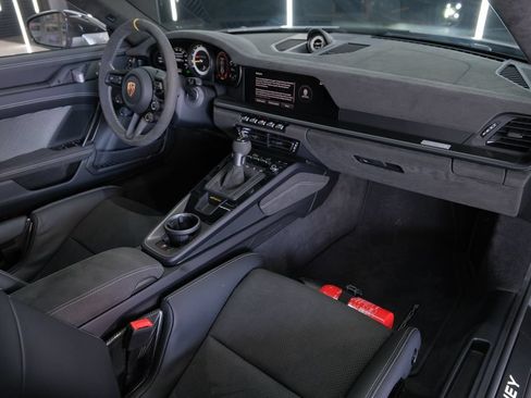 Used 2025 Porsche 911 GT3 RS RWD image 26