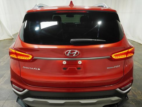 Used 2019 Hyundai Santa Fe AWD image 5