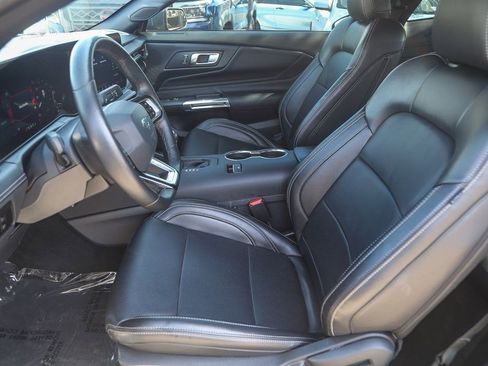 Used 2025 Ford Mustang Premium RWD image 15